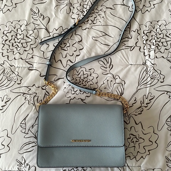 Daniela Large Saffiano Leather Crossbody Bag - Picture 2 of 7